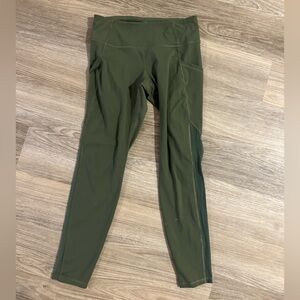 Old Navy Active Go-Dry Leggings in Forest Green
